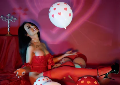 NikkiStarX Red Valentine's Redemption ;) Immagine  3