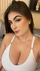 IrisBakerPublic图片 2