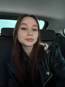 DaysiChristi Public  2টি ছবি