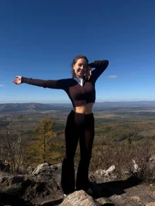 LauranBarela I’m out in nature) Foto