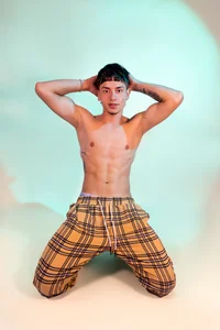 Ryan_Millerの😏 I like it when you’re naughty.の 2枚の写真