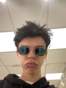 Liam_sexy1: Public ( 3 фото)