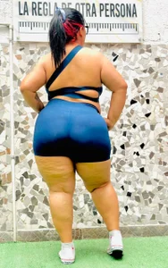 🍑 Killer curves, sporty & dangerously hot. 🔥😈 od Scarlett_Sex_Rs  5 snímek