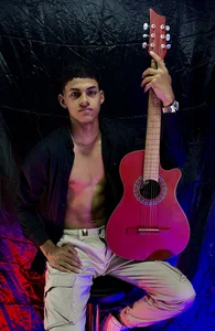 deivid_bigcock1: hey love ( 2 фото)