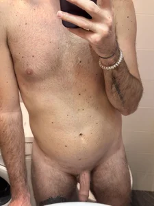 Al0neB0y01 Public Poză 3