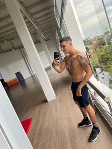 Andrew_lovely18 me 사진 3