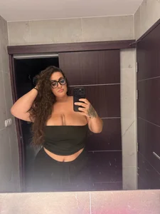 Melyssa20 Public Pic 3