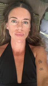 Ashley_British1000 Public Bilde 3