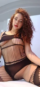 MiaVelveett hot Mia Gambar 3