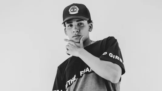 Mike_0233_ Public Immagine  3