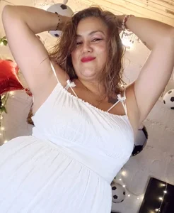 missrosario_stepmoan July Pic 5