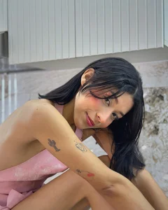 Ellie_Apex Public 사진 4
