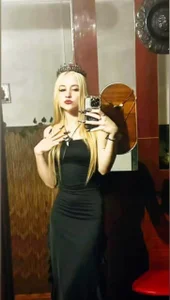 LaslyAngel a little bit of me slika 4