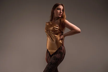 Sofia_beautifuul Look at me💛 Pic