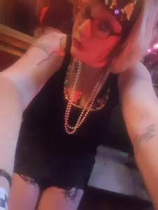 Public od Slutty_Owl420  snímek