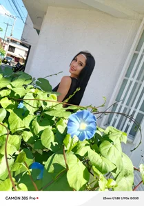 hellen_tease: Public ( 2 фото)