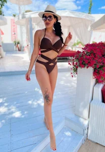 TianaPosh Swimsuit selection😉 Pic