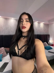 NaiIaRosee kullanıcısının 🖤 albümü -  2 fotoğraf