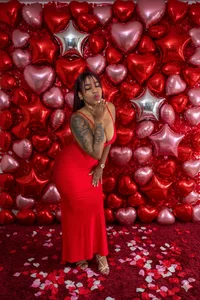 RILLEY_ALLEN: Happy Valentine's Day! ❤️ ( фото)