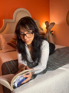 nora_temptress's LET ME ASSIST YOU Sex Photo 7