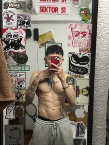 AngelFoxxx_1 Love me 🫶🏻 Pic