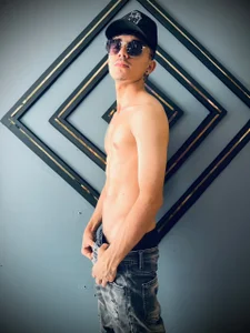 MaximumSteel_ Come see me.❤️ Bilde 3