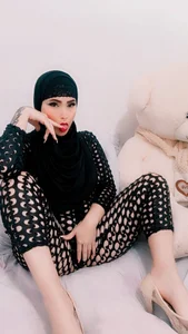 jamila_zairのand if we masturbate together 🤤💦の枚の写真