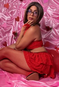 anzhel_novick Valentine's Day with me tastes better 💕 Immagine  6