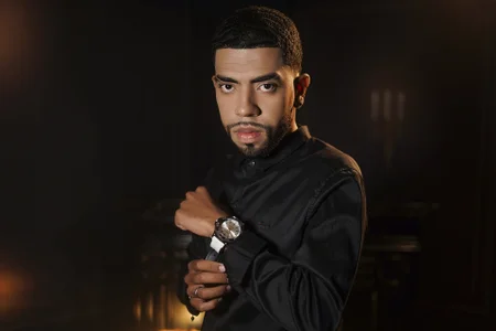 Aroon_Stonne: I am yours! ( 4 фото)