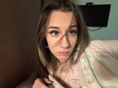 NilaBartkus Evening with a cold 😕 Pic