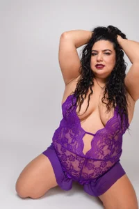 bbw horny🥵🔥 od molly_sweetee  2 snímek