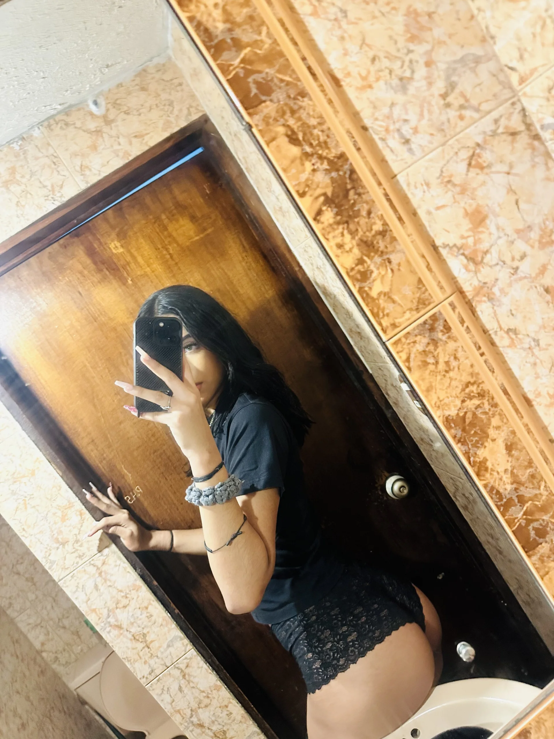 BabyjessieHotPublic图片 2