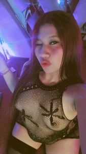 Cherry_Charlottee: Public ( 4 фото)