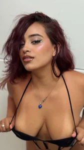 NaughtyNinnaXXXのSexy in blackの 6枚の写真