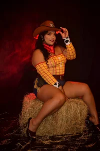 Daisy_Price Good Wild West!! 🤠🎃👻 Happy Halloween Pic 6