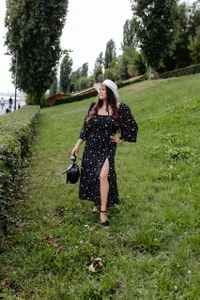 AgathaMyers Public Bilde 4