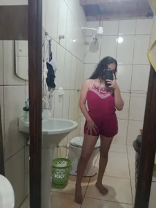 Gata_hot de Millyhsantos  3 Imagens