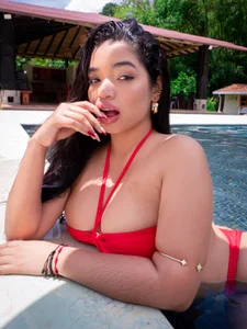 LilyFoox Tropical Luxury 🌞 Pic 5