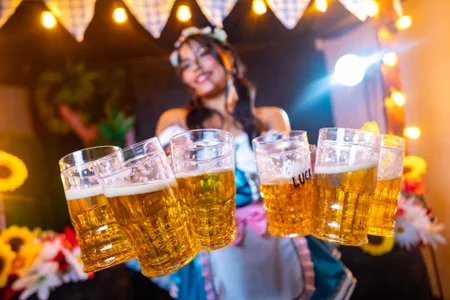 danika_mori1: oktoberfets ( 3 фото)