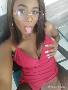 MONIQUE-LAMOUR cool Pic