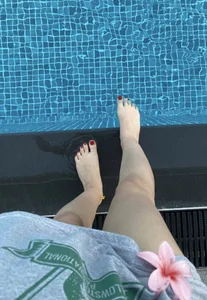 Maya_mimi يوم رائع في حمام السباحة Pic