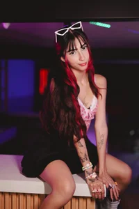 ParisFox_ Retro temptation 🔥🌸 Bilde 5