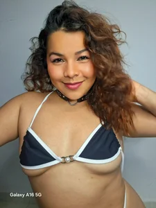 pamela_tiny_ 🍑😈🍆🍒 Immagine  6