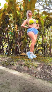 sammyqueenx21: Walking It has continuation ( 2 фото)