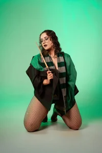 TaraBlack Public Pic 4