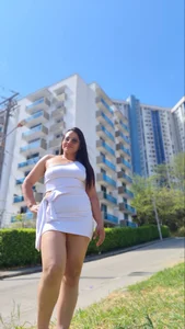LucyJonnes☀️ City Girl Summer Bild