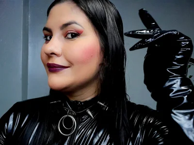 Zdjęcia Violettacastello12 latex 2:  4