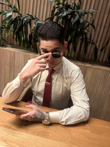 Nicolas_Fellener starbucks session. Pic 6