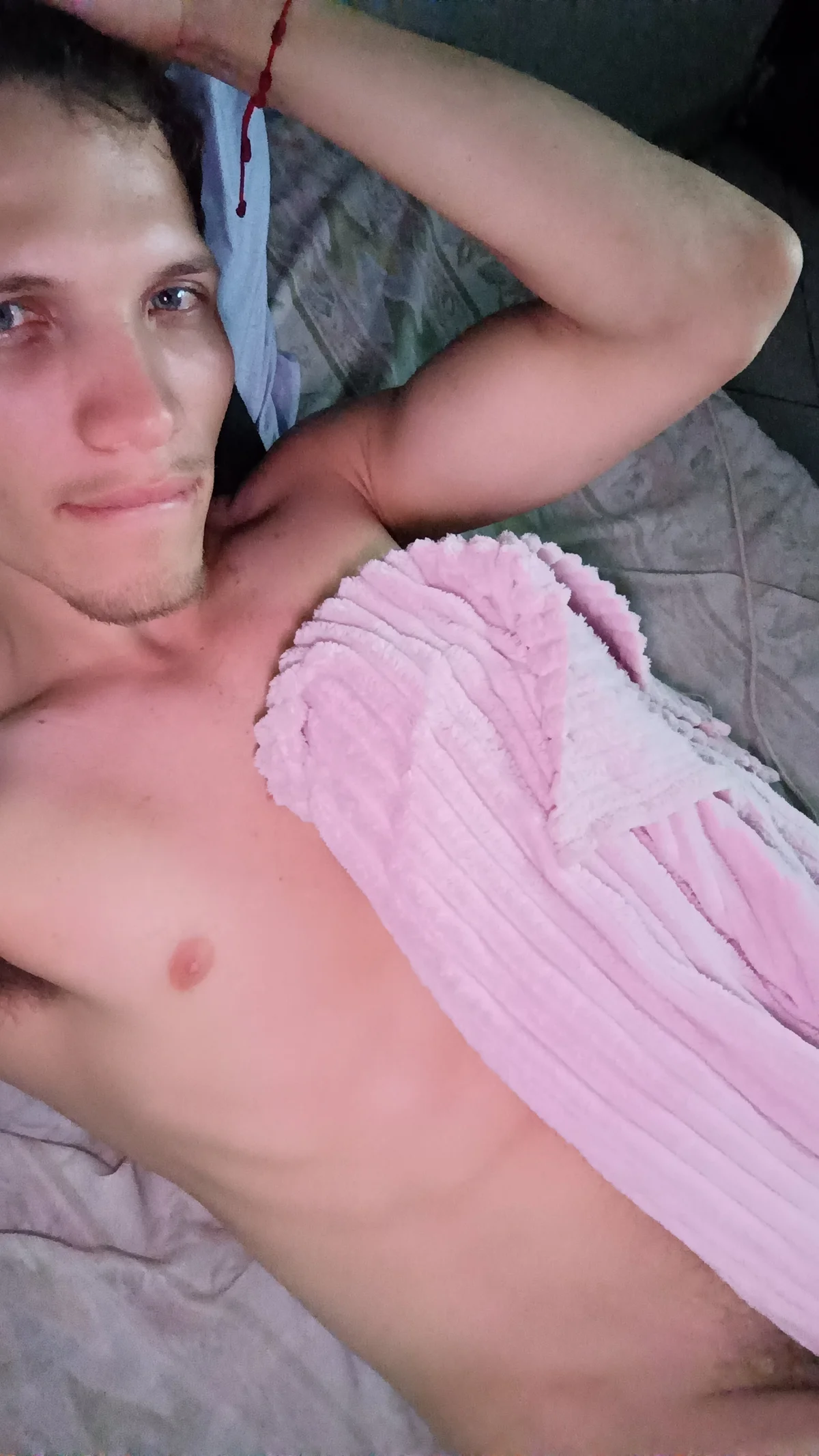صور kevinkewman الرائجة  8592