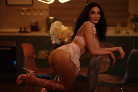 Undressed Intentions od AlessiaDebbie  2 snímek